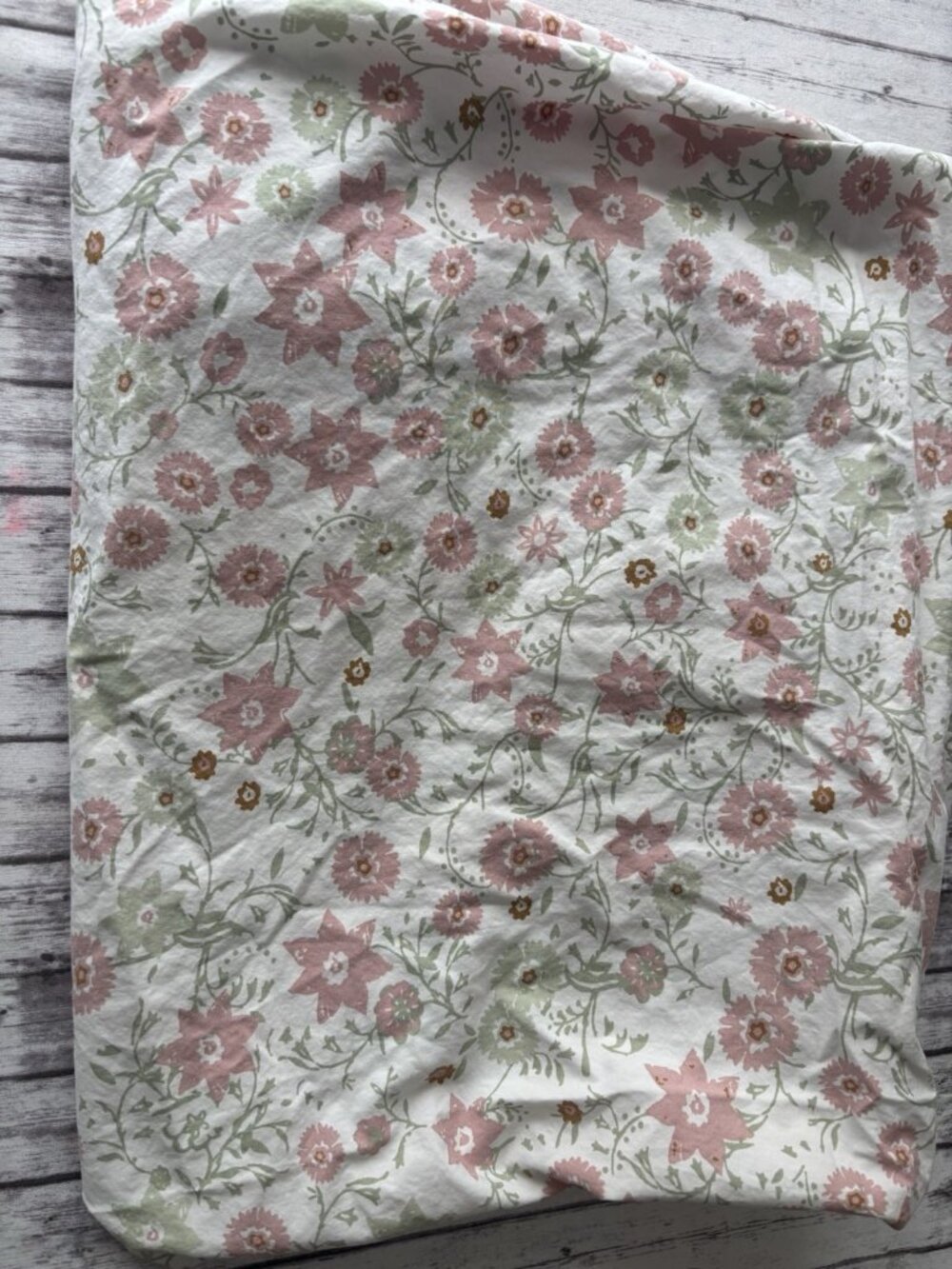 Pottery Barn Kids Julia Berolzheimer Floral Organic Crib Fitted Sheet Pink Green